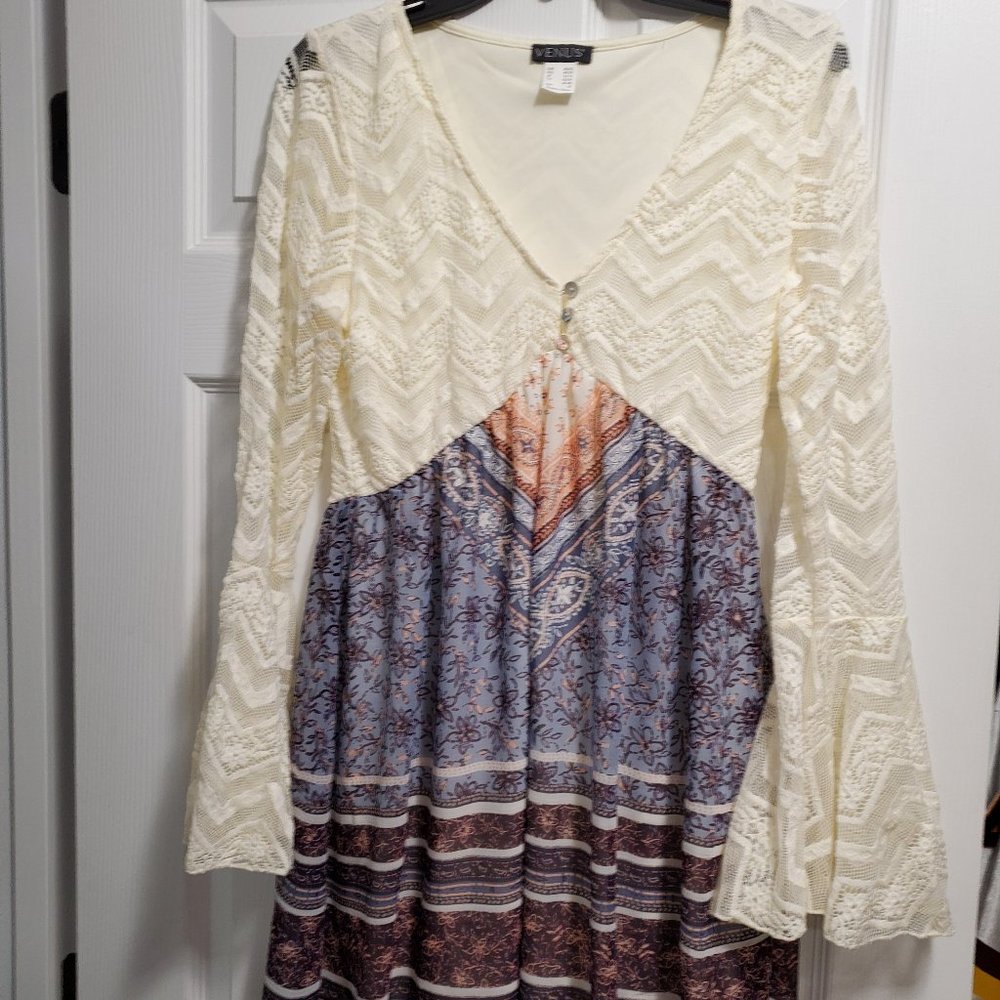 Boho bell sleeve dress